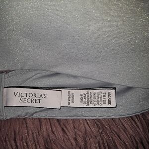 Victoria secret wireless bra